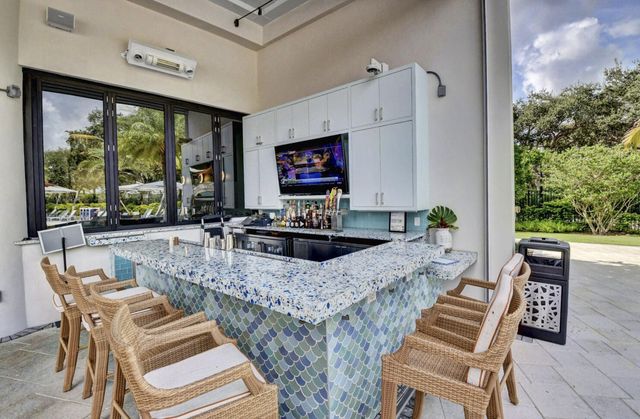 7369 Orangewood Lane 103, Boca Raton, FL 33433