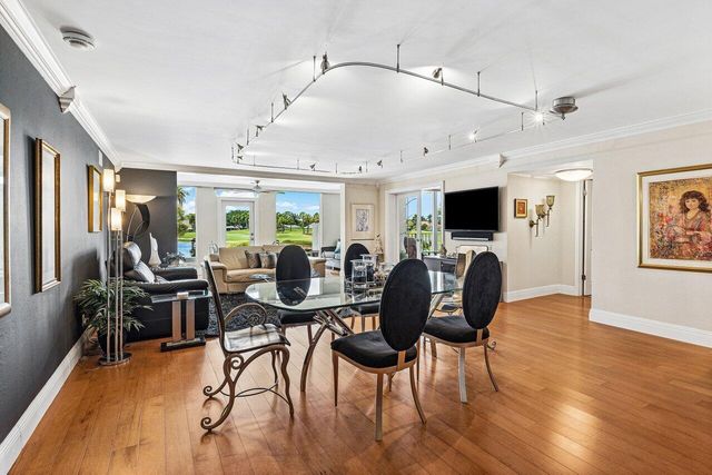 7369 Orangewood Lane 103, Boca Raton, FL 33433
