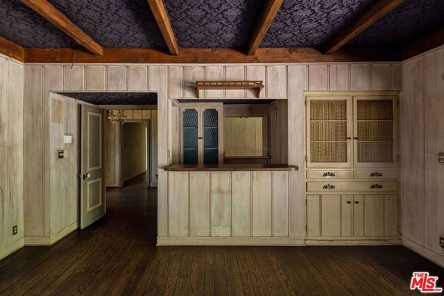 1110 Sutton Way, Beverly Hills, CA 90210