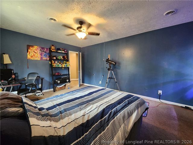 6804 Timbercroft Lane, Fayetteville, NC 28314