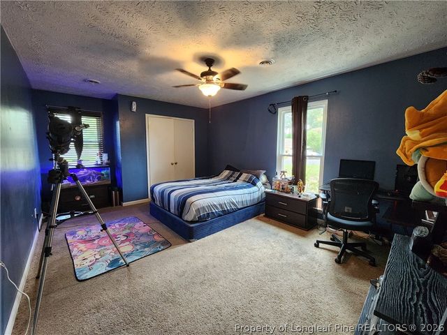 6804 Timbercroft Lane, Fayetteville, NC 28314