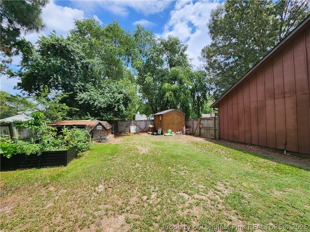 6804 Timbercroft Lane, Fayetteville, NC 28314