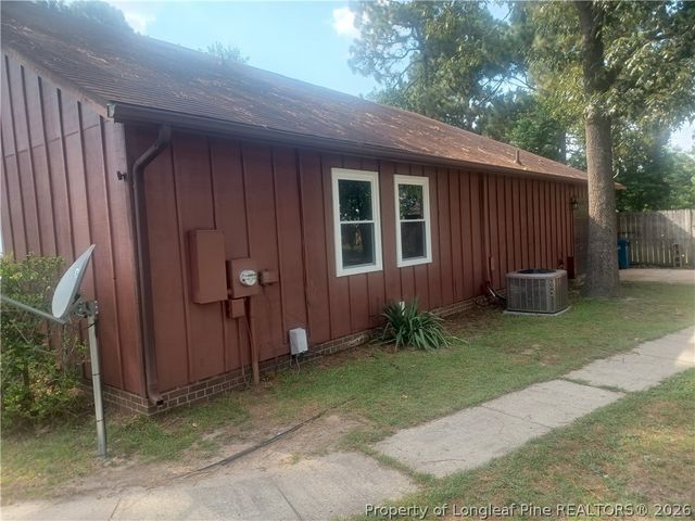 6804 Timbercroft Lane, Fayetteville, NC 28314