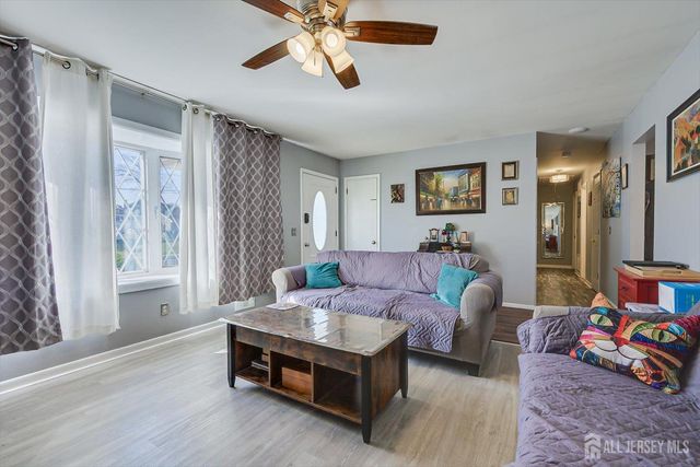 244 W Prescott Avenue W, Edison, NJ 08820