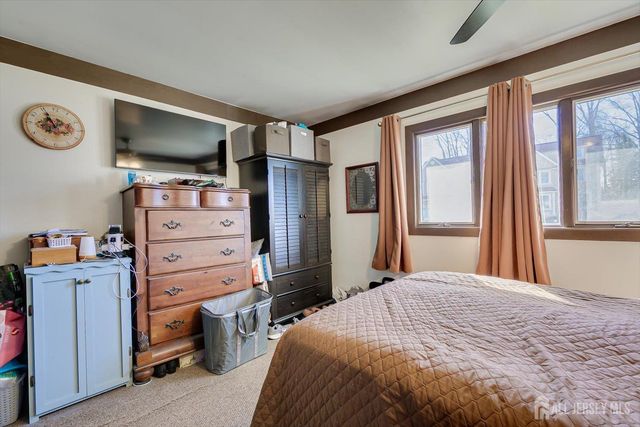 244 W Prescott Avenue W, Edison, NJ 08820