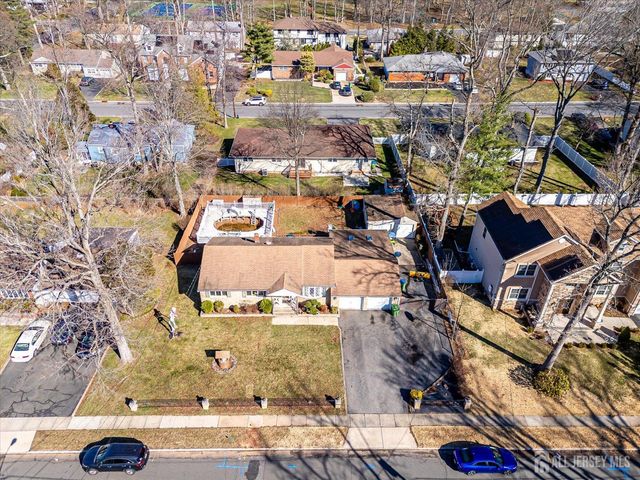 244 W Prescott Avenue W, Edison, NJ 08820