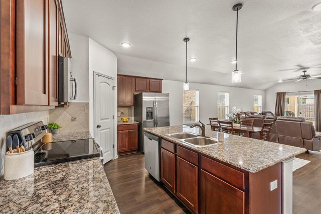 6607 Cassidy LN, Killeen, TX 76542