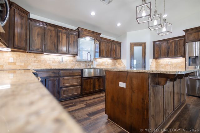 4555 Mayes, Sulphur, OK 73086