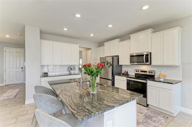 5238 GROVE MILL LOOP, Bradenton, FL 34211