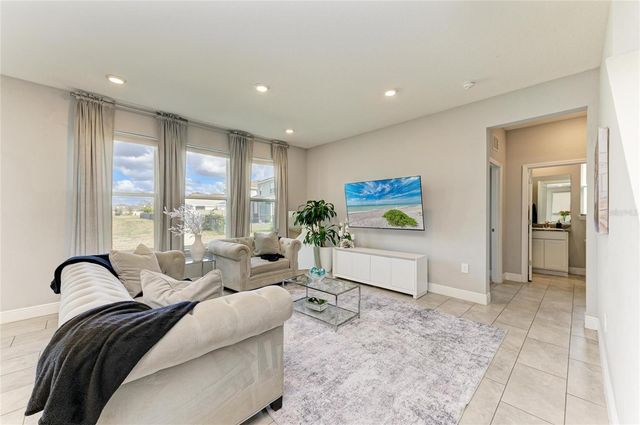 5238 GROVE MILL LOOP, Bradenton, FL 34211