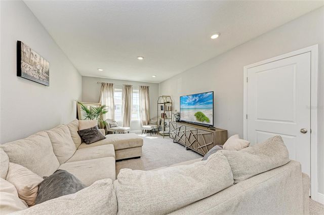 5238 GROVE MILL LOOP, Bradenton, FL 34211