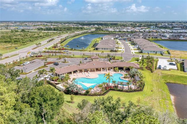 5238 GROVE MILL LOOP, Bradenton, FL 34211