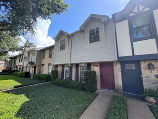 10010 Knoboak Drive 32, Houston, TX 77080