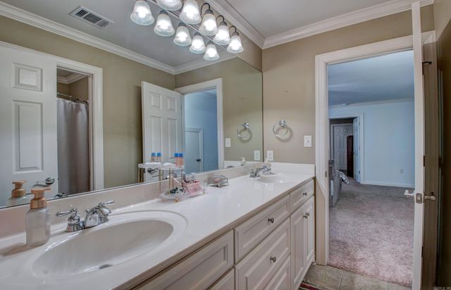 7 Wood Thrush Point, Little Rock, AR 72211