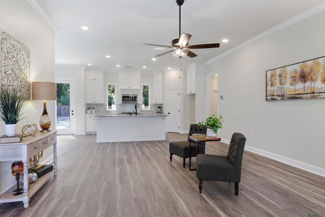 2959 Louis Marie Ave, Gonzales, LA 70737