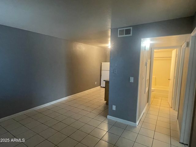 602 E TOWNLEY Avenue 206, Phoenix, AZ 85020