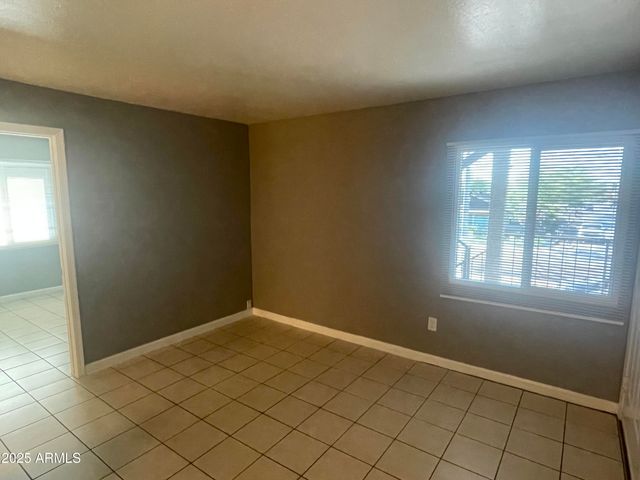 602 E TOWNLEY Avenue 206, Phoenix, AZ 85020