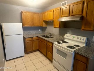 602 E TOWNLEY Avenue 206, Phoenix, AZ 85020