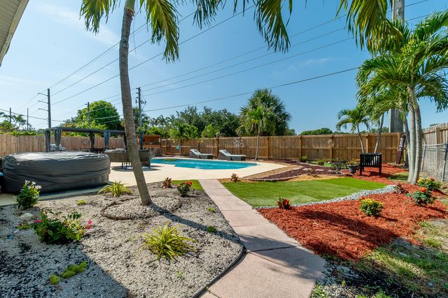 1416 W HARDEE Street, Lantana, FL 33462