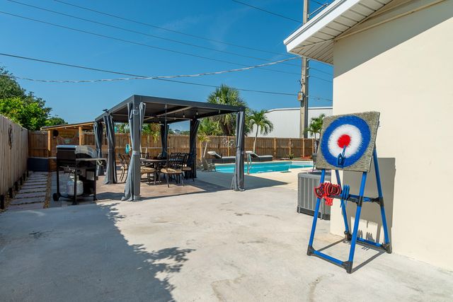 1416 W HARDEE Street, Lantana, FL 33462
