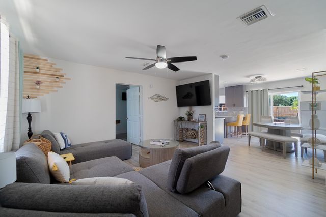 1416 W HARDEE Street, Lantana, FL 33462