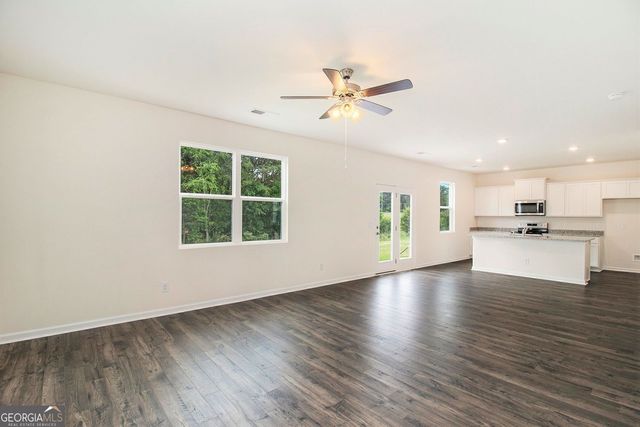 568 Whitman Lane, Stockbridge, GA 30281