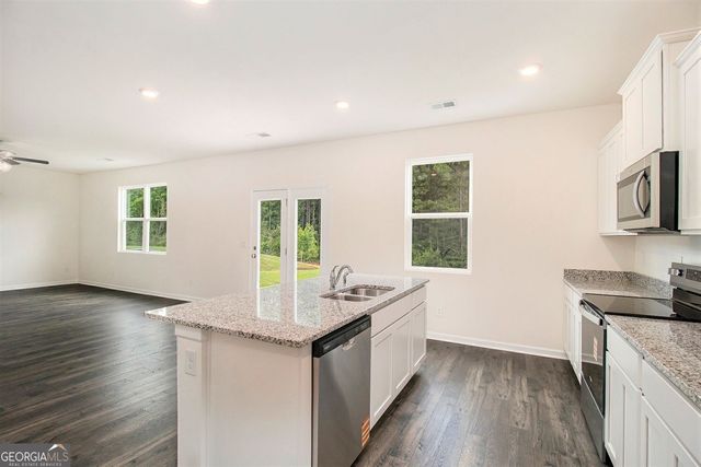 568 Whitman Lane, Stockbridge, GA 30281