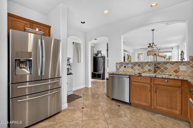 3634 E SUNDANCE Avenue E, Gilbert, AZ 85297