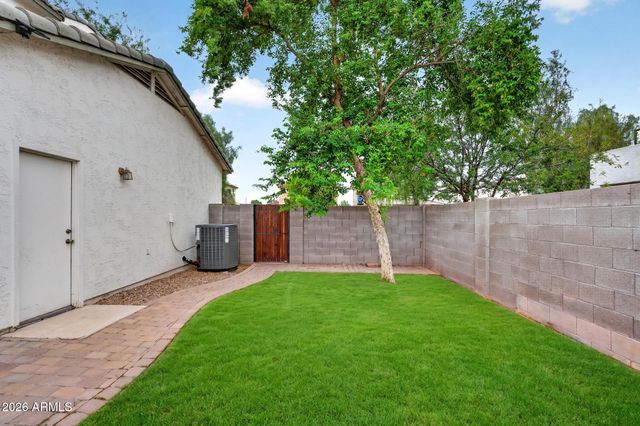 3634 E SUNDANCE Avenue E, Gilbert, AZ 85297