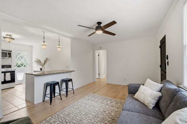 108 Stirton Rd, Nashville, TN 37210