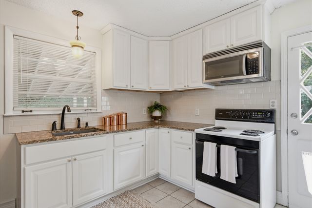 108 Stirton Rd, Nashville, TN 37210