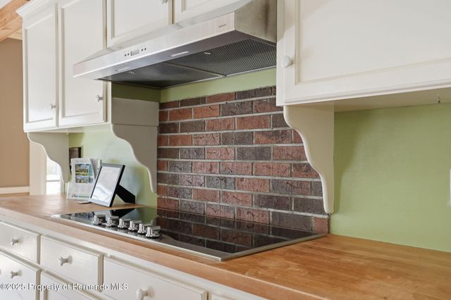 3330 Endsley Road, Brooksville, FL 34604