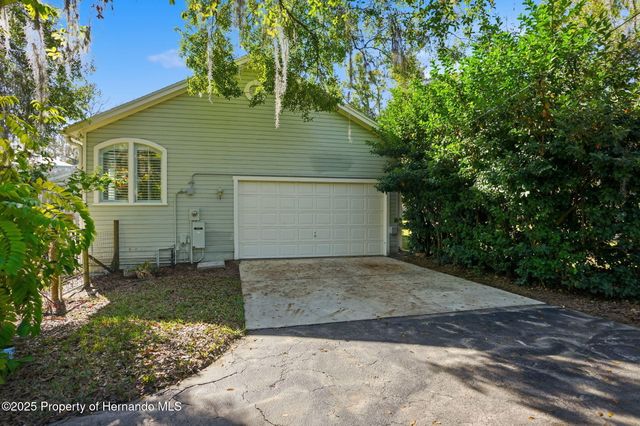 3330 Endsley Road, Brooksville, FL 34604