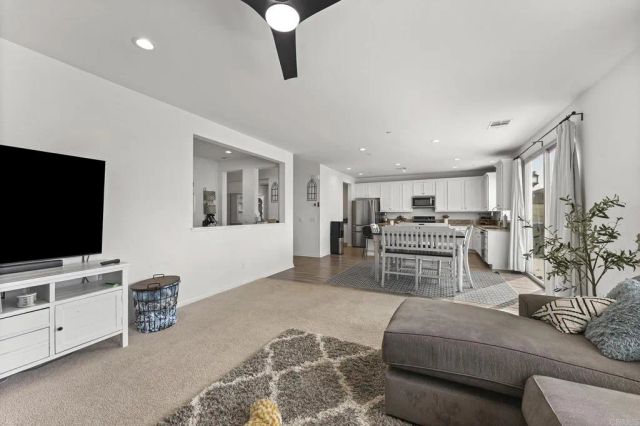 34105 Big Sur Drive, Murrieta, CA 92563