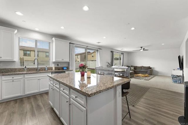 34105 Big Sur Drive, Murrieta, CA 92563