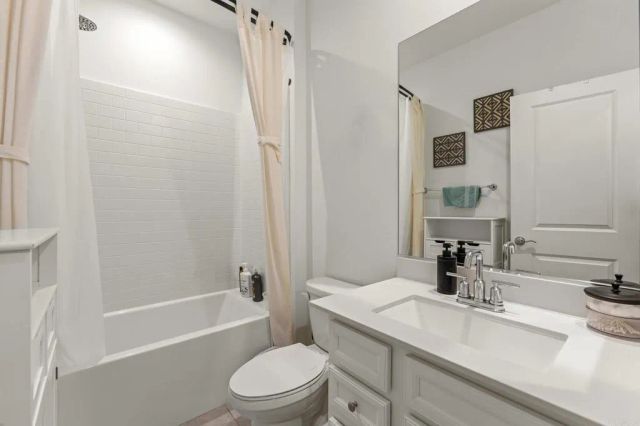 34105 Big Sur Drive, Murrieta, CA 92563