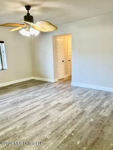 38 31st Street, Gulfport, MS 39507
