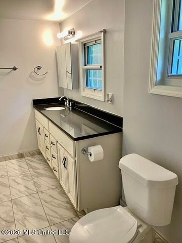 38 31st Street, Gulfport, MS 39507