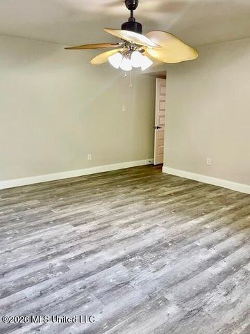 38 31st Street, Gulfport, MS 39507