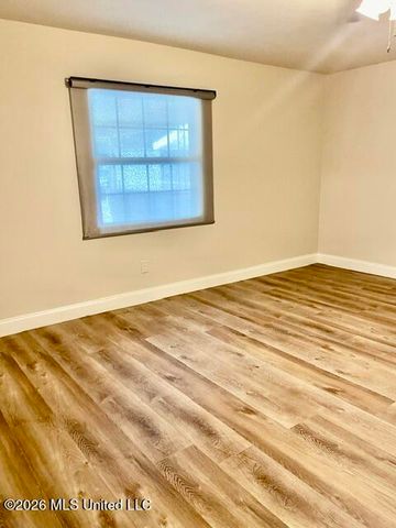 38 31st Street, Gulfport, MS 39507