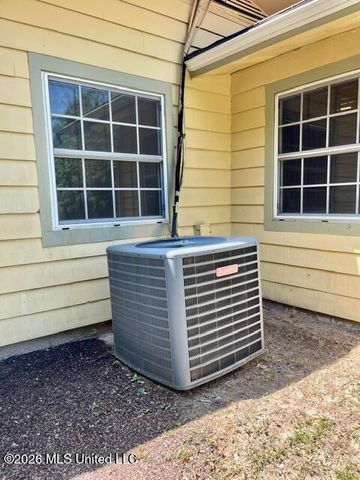 38 31st Street, Gulfport, MS 39507