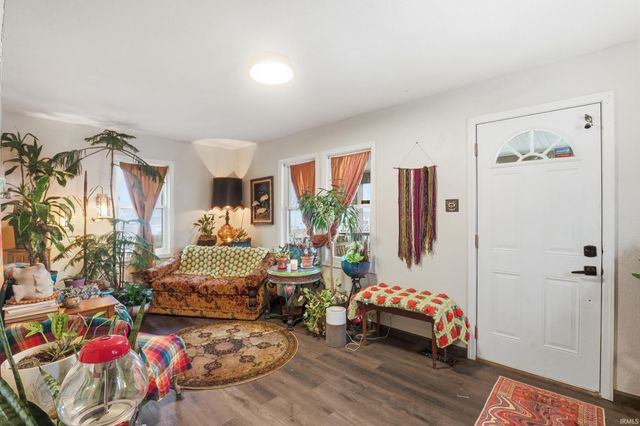 6810 E Elzey Street, Fort Wayne, IN 46809