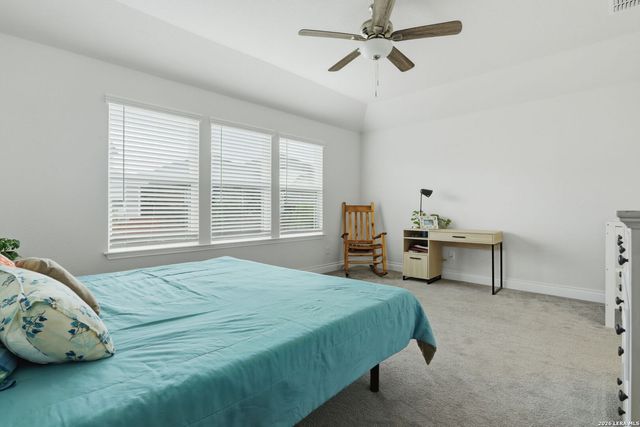 2115 Knippa, San Antonio, TX 78253