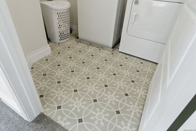 2115 Knippa, San Antonio, TX 78253