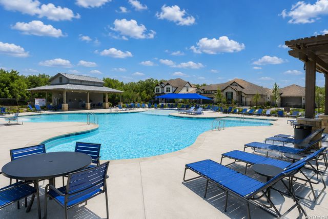 2115 Knippa, San Antonio, TX 78253