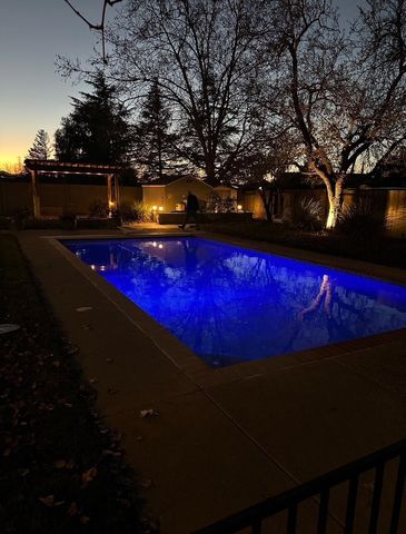 51 Cunha Ct, Oakley, CA 94561