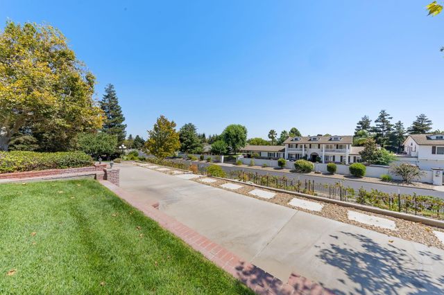 51 Cunha Ct, Oakley, CA 94561