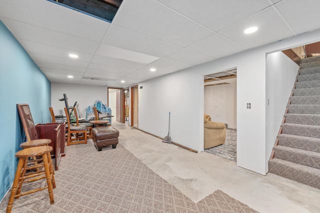 427 N Pamela Ave, Wichita, KS 67212