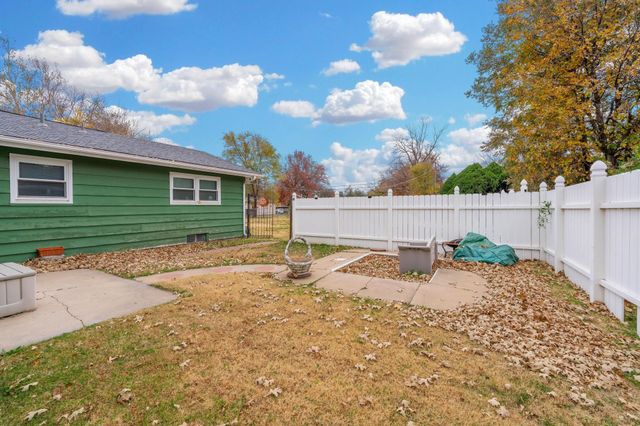 427 N Pamela Ave, Wichita, KS 67212