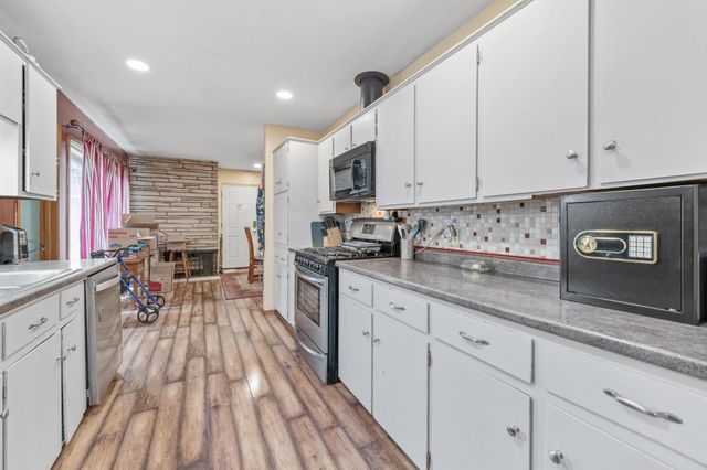 427 N Pamela Ave, Wichita, KS 67212